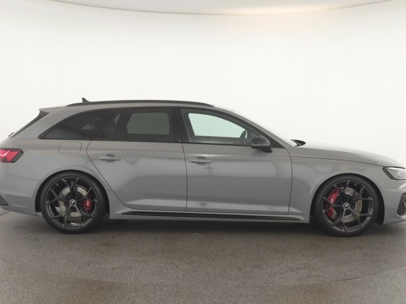Buy 2025 Audi  RS4  Avant DPO-1007970 in USA, UAE, EUROPE, MONACO, UKRAINE, photo 3
