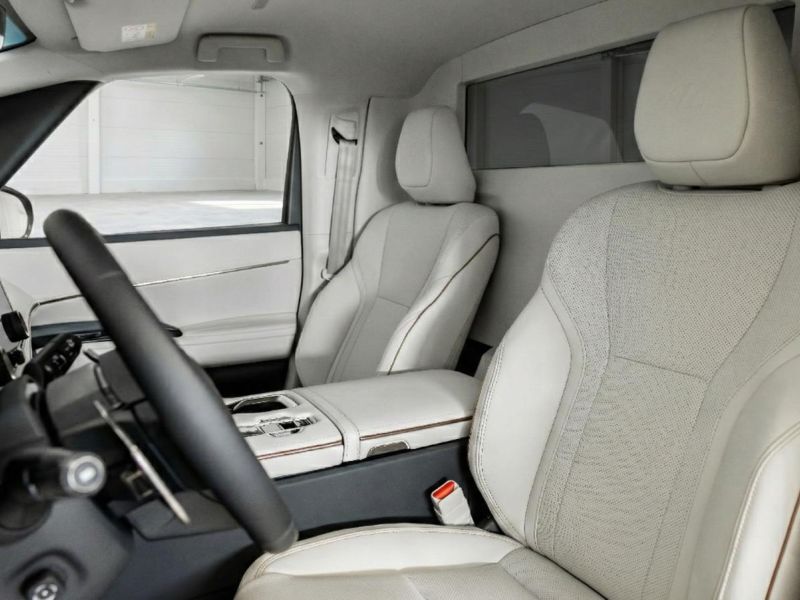 Buy 2026 Lexus  LM  350h AWD DPO-1008101 in USA, UAE, EUROPE, MONACO, UKRAINE, photo 4