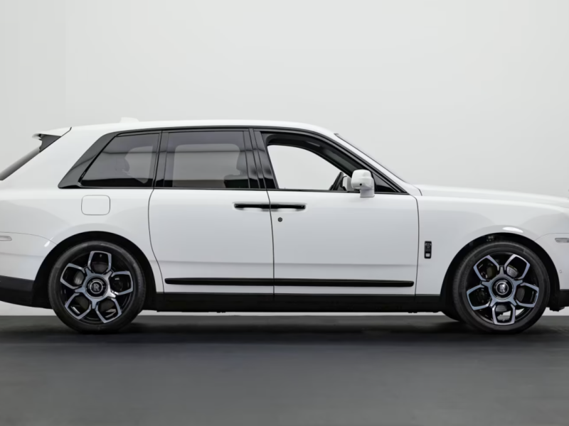 Buy 2021 Rolls-Royce  Cullinan  BLACK BADGE DPO-1008115 in USA, UAE, EUROPE, MONACO, UKRAINE, photo 3