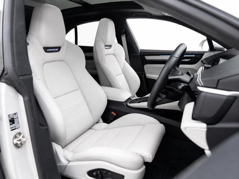 Buy 2026 Porsche  Macan  Turbo DPO-1008785 in USA, UAE, EUROPE, MONACO, UKRAINE, photo 4