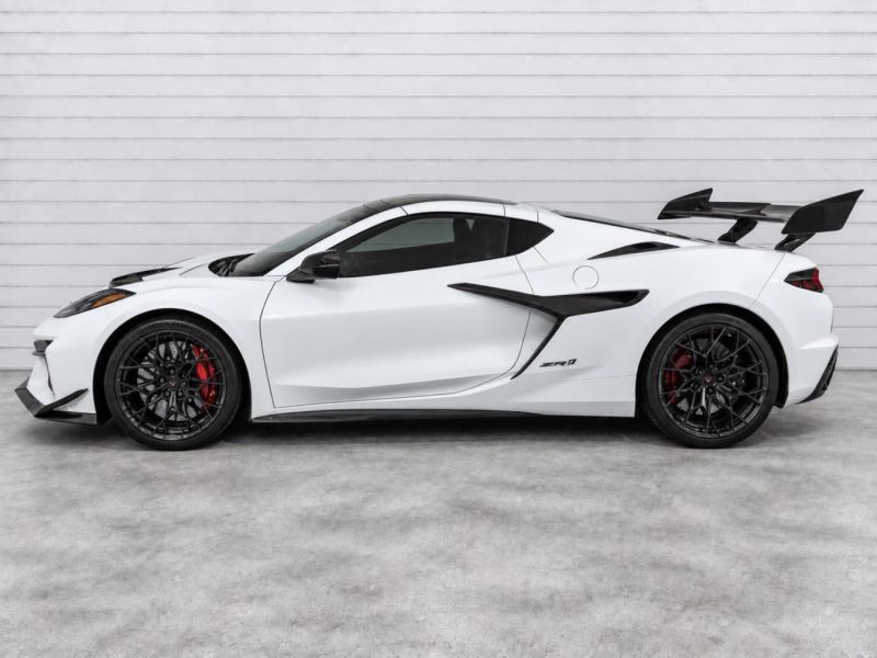 Buy 2026 Chevrolet  Corvette  ZR1 DPO-1009013 in USA, UAE, EUROPE, MONACO, UKRAINE, photo 2