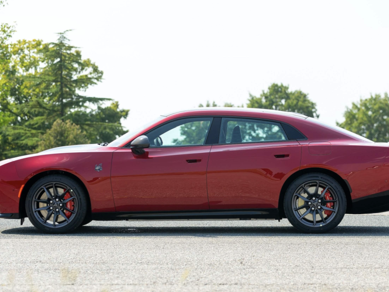 Buy 2027 Dodge  Charger  Daytona 4-door DPO-1009033 in USA, UAE, EUROPE, MONACO, UKRAINE, photo 2