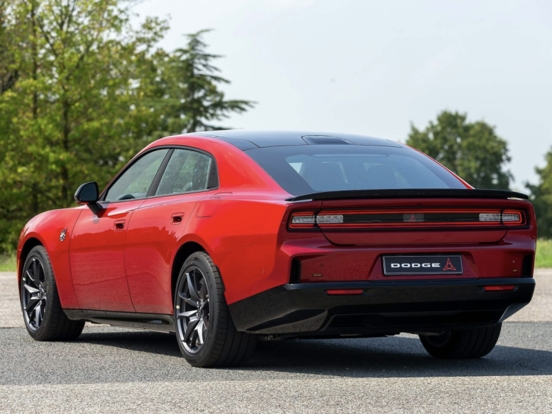 Buy 2027 Dodge  Charger  Daytona 4-door DPO-1009033 in USA, UAE, EUROPE, MONACO, UKRAINE, photo 3