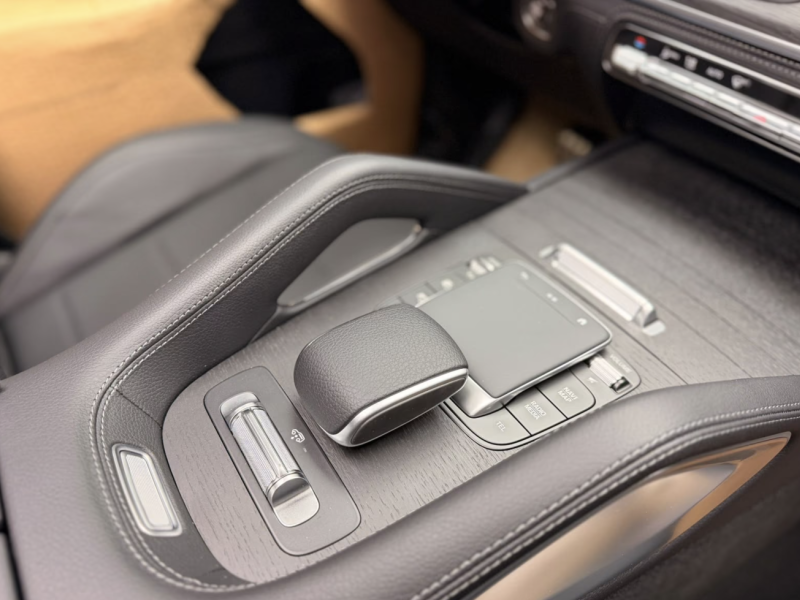 Buy 2026 Mercedes-Benz  GLE  450d  4MATIC DPO-1009120 in USA, UAE, EUROPE, MONACO, UKRAINE, photo 7