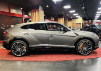 2025 Lamborghini  Urus SE DPO-7270